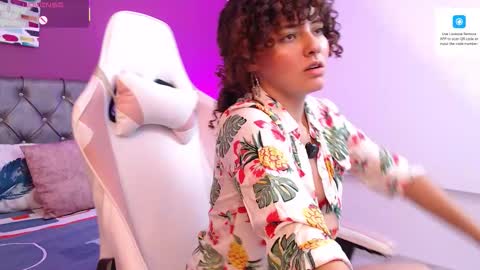 Snapshot of dulcee_gaby chatting on October 23, 2025, 7:56 pm dulcee_gaby online show from October 23, 2025, 7:56 pm