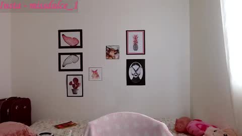 Dulce online show from November 14, 2025, 1:10 pm