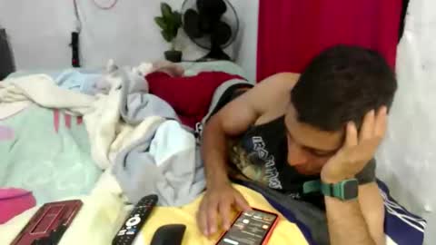 shany y alan online show from March 3, 2026, 1:45 am