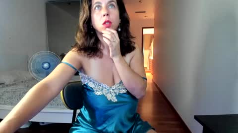 Snapshot of dulceys chatting on September 14, 2025, 4:44 am dulceyjohn online show from September 14, 2025, 4:44 am