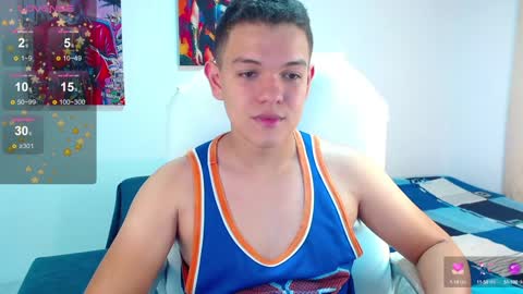 Snapshot of dunkan_kravitz chatting on December 13, 2024, 9:09 pm Dunkan Kravitz online show from December 13, 2024, 9:09 pm