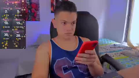 Snapshot of dunkan_kravitz chatting on September 15, 2025, 5:02 pm Dunkan Kravitz online show from September 15, 2025, 5:02 pm