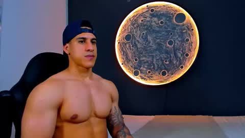 duran_dhikol1 online show from October 26, 2025, 1:55 am