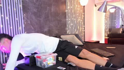 Duriel online show from January 2, 2025, 12:24 pm