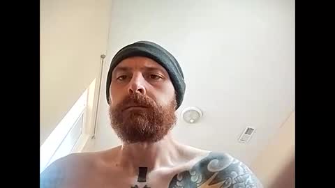 dust0132 online show from October 25, 2025, 6:13 pm