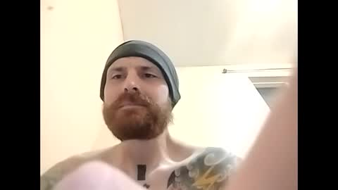 dust0132 online show from October 26, 2025, 11:42 pm