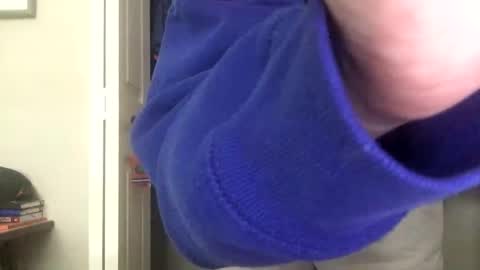 Snapshot of dustinthesweettalker chatting on September 9, 2025, 6:40 pm Dustinthesweettalker online show from September 9, 2025, 6:40 pm