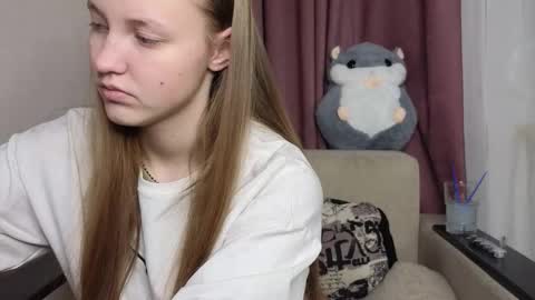 Jenny online show from December 17, 2025, 8:15 pm