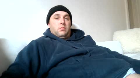 dustyroy09 online show from June 12, 2026, 5:17 am