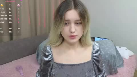 Snapshot of dusyastar chatting on February 24, 2025, 10:15 am Dusya online show from February 24, 2025, 10:15 am