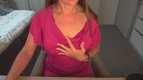 Snapshot of dutchamber chatting on October 13, 2025, 7:19 am Ambertje040 online show from October 13, 2025, 7:19 am