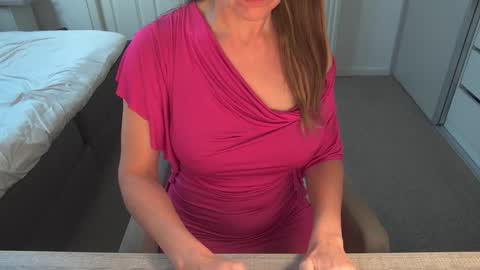 Snapshot of dutchamber chatting on November 11, 2025, 8:47 am Ambertje040 online show from November 11, 2025, 8:47 am