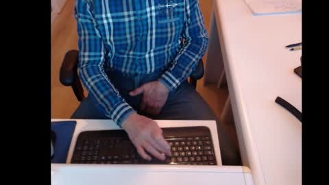 dutchpornking2 online show from January 16, 2025, 7:49 am