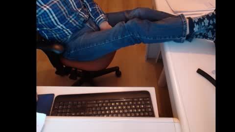 dutchpornking2 online show from January 16, 2025, 3:35 pm