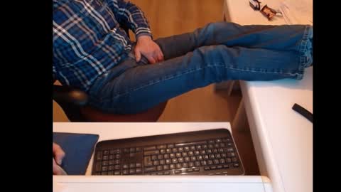 dutchpornking2 online show from January 18, 2025, 4:53 pm