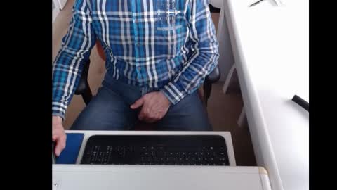 dutchpornking2 online show from February 24, 2025, 8:06 am