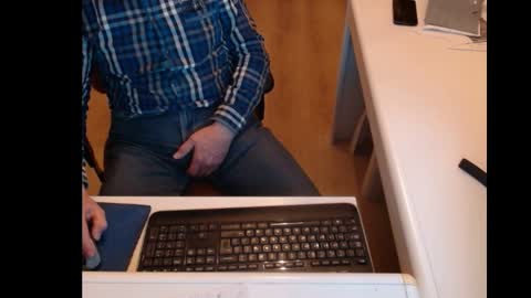 dutchpornking2 online show from March 10, 2025, 6:45 pm