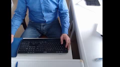 dutchpornking2 online show from September 24, 2025, 9:01 am