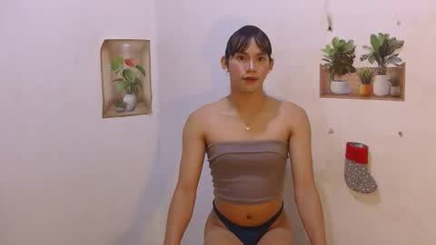 dy_namite online show from April 7, 2026, 5:24 pm