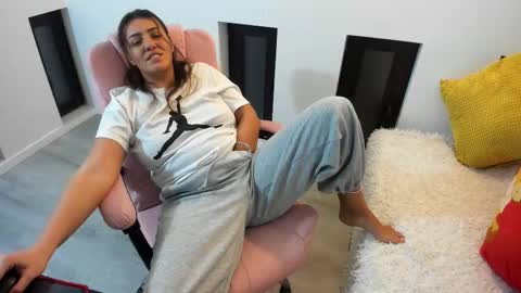 dayana online show from November 29, 2025, 4:59 am