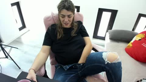 dayana online show from March 27, 2026, 6:52 am