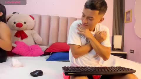 Snapshot of dylan_and_kim chatting on February 20, 2026, 12:27 pm dylan_and_kim online show from February 20, 2026, 12:27 pm