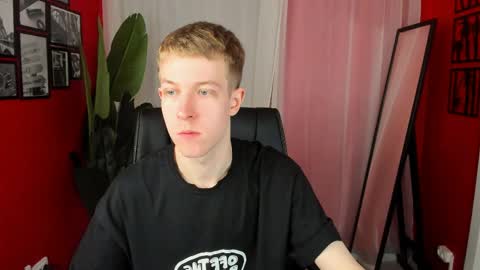 Dylan online show from April 21, 2026, 10:21 am