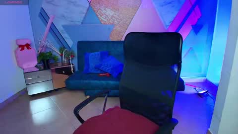 Snapshot of dylan_rossee chatting on February 19, 2025, 4:44 am DYLAN online show from February 19, 2025, 4:44 am