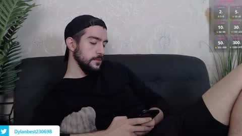 Dylan online show from December 7, 2024, 6:32 am