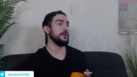 Dylan online show from December 10, 2024, 9:44 am