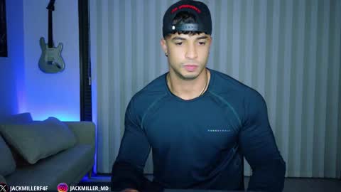 Snapshot of dylanrivera_ chatting on October 23, 2025, 12:32 am Dylan Rivera online show from October 23, 2025, 12:32 am