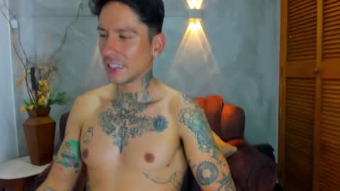 D Y L A N online show from December 3, 2024, 8:17 pm