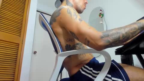 D Y L A N online show from December 9, 2024, 9:05 pm