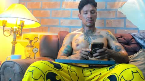 D Y L A N online show from February 6, 2025, 2:11 am