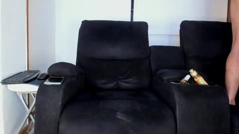 Snapshot of dylanstrong_ chatting on March 12, 2025, 4:19 am Dylann and Willy online show from March 12, 2025, 4:19 am