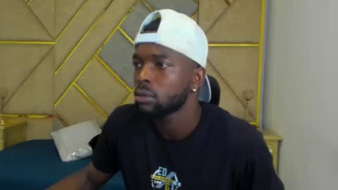 Dylan Taylor online show from October 21, 2025, 4:24 am