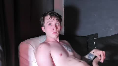 Snapshot of dylanwhite23 chatting on November 28, 2025, 4:37 am ---DYLAN--- online show from November 28, 2025, 4:37 am