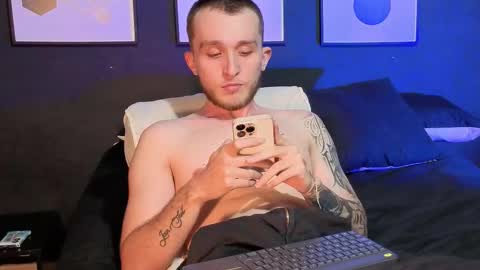 Snapshot of dylanwhite23 chatting on March 9, 2026, 2:48 am ---DYLAN--- online show from March 9, 2026, 2:48 am