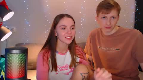 Snapshot of dyrinda chatting on December 17, 2024, 11:59 pm Julia and Dima online show from December 17, 2024, 11:59 pm