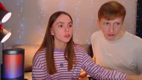 Snapshot of dyrinda chatting on December 22, 2024, 10:58 pm Julia and Dima online show from December 22, 2024, 10:58 pm