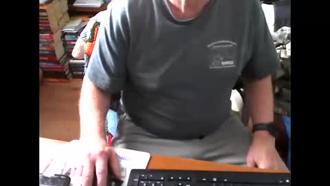 Snapshot of dyxson chatting on April 23, 2026, 4:42 pm dyxson online show from April 23, 2026, 4:42 pm