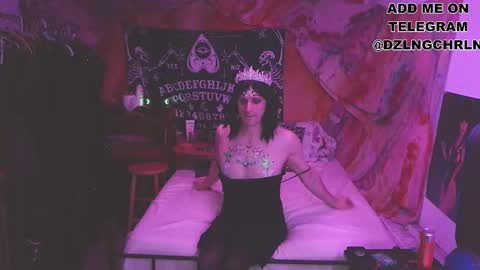 dzlngcharleen online show from September 10, 2025, 8:36 am