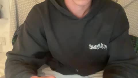 e534563 online show from September 18, 2025, 8:22 pm