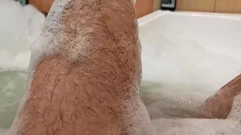 Lizy John online show from February 19, 2026, 6:26 pm