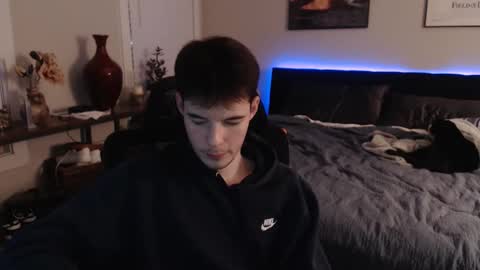 Alex online show from November 13, 2025, 1:48 am