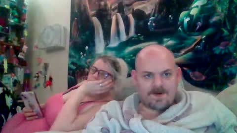 eandr6446 online show from November 26, 2025, 3:29 am