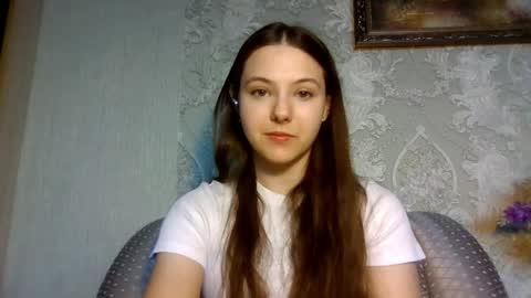 Yuni online show from April 5, 2026, 6:10 am