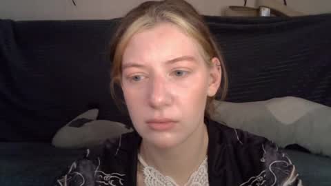 Lily online show from May 11, 2026, 7:36 am