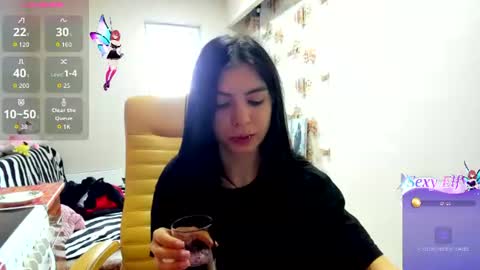Snapshot of earthadobb chatting on July 17, 2026, 6:42 am Emma online show from July 17, 2026, 6:42 am