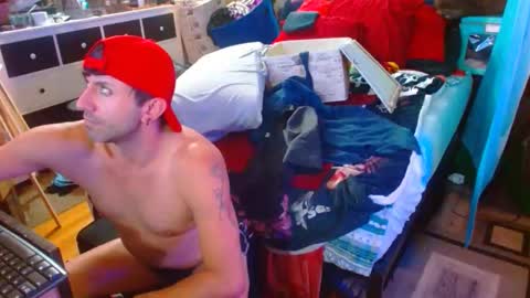 eastbayboy57 online show from December 17, 2025, 6:58 pm